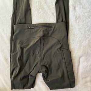 lululemon army green leggings with pockets